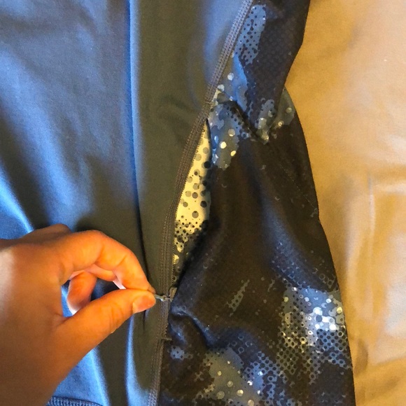 Athleta long sleeve - Picture 3 of 5